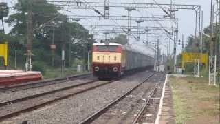 12652 HNIZAMUDDINMADURAI JN TAMIL NADU SAMPARK KRANTI EXPRESS [upl. by Barn]