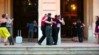 Street Tango an der Alten Oper 1 [upl. by Llerahs]