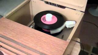 RCA VICTOR ORTHOPHONIC HIGH FIDELITY  MODEL 7HF45  SIXTEEN CANDLES  THE CRESTS [upl. by Declan]