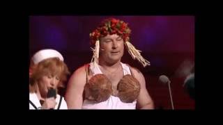 South Pacific  quotHoney Bunquot with Alec Baldwin [upl. by Amahs]