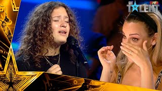 Esta niña se lleva el Pase de Oro CANTANDO el PADRE NUESTRO  Audiciones 5  Got Talent España 2021 [upl. by Merola]