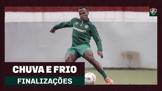 EM DIA DE CHUVA E FRIO FLUMINENSE TREINA FINALIZAÇÕES NO CT CARLOS CASTILHO [upl. by Alegnad]