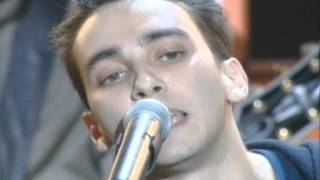 Saez « Jeune et con » Les Victoires de la Musique 2001 [upl. by Neisa616]