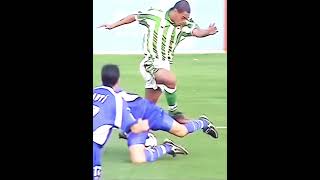 Denilson Show Skills football dribles soccertricks skills drible futebol denilson [upl. by Ednew]