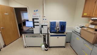 AB Sciex 4500 Qtrap LCMS System  Auction [upl. by Zerlina]