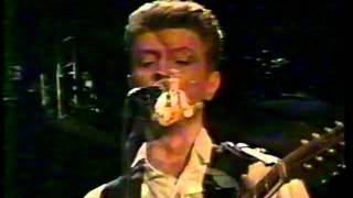 DAVID BOWIE  SPACE ODDITY  LIVE SANTIAGO 1990 [upl. by Anigue]