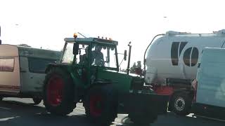 Boeren actie protest naar den haag A12 voor afslag driebruggen DEEL1 16102019 [upl. by Andreana]