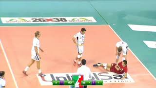 Giulio Sabbi knocked out Piccinelli with a terrific spike [upl. by Alleinnad]