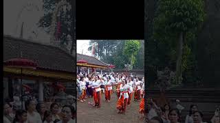 Tari Rejang dalem balingkang dance [upl. by Elwaine]