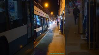 VBZ Doppelgelenk Trolleybus an der Langstrasse Zürich [upl. by Lin62]