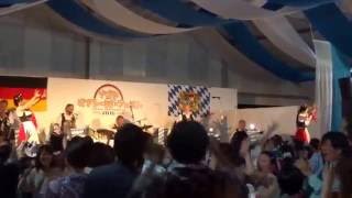 Der Ententanz The Duck Dance Oktoberfest Nagoya Japan 2016 Final Day最終日 [upl. by Pascal]