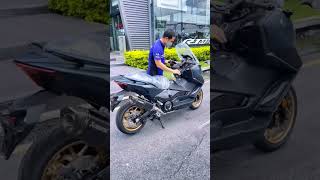 Sound Tmax 560 con scarico Akrapovic [upl. by Letisha289]