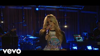 Avril Lavigne  “Girlfriend” Live from Honda Stage at Henson Recording Studios [upl. by Dacie]