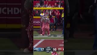 Chiefs doink GAME WINNING FIELD GOAL for the division Chiefs vs Chargers nfl chiefs shorts nba [upl. by Gordon]