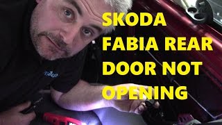 2003 Skoda Fabia Rear Door Not Opening [upl. by Abie]