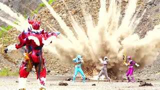 Power Ranger Dino Super Charge  Rangers vs Singe y Hunter  Capitulo 6 [upl. by Theresa]