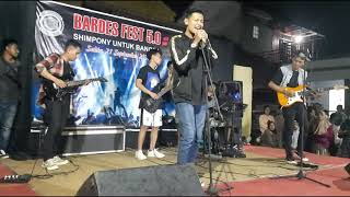 ANDRA AND THE BACKBONE  LAGI DAN LAGI  LIVE COVER BY SAKAU BAND [upl. by Tenaj]