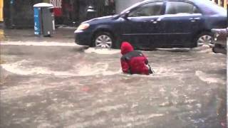 Inondation à Montréal [upl. by Sihun]