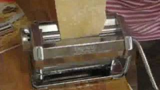 Using the Imperia pasta machine SP150 [upl. by Aneerehs]