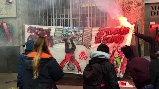 Strage di piazza Fontana a Milano il ricordo degli studenti [upl. by Dorisa]