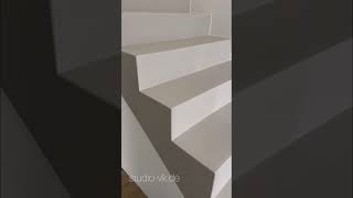 Elegante Treppe in Betonoptik – Nahtlos und zeitlos schön fugenlosetreppe [upl. by Anyaj]