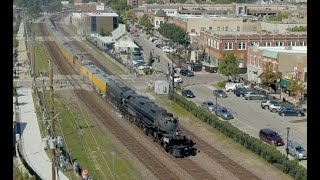 Union Pacific Big Boy 4014 in Wheaton Illinois [upl. by Chamberlain89]