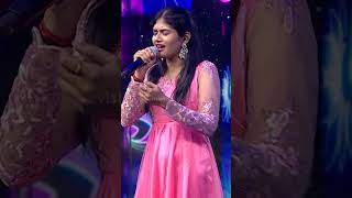 Marainthirunthu Paarkkum 🎼 SreenidhiRamakrishnan 😍 Super Singer 10 [upl. by Esinev]