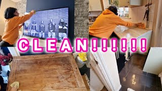 SCRUB THE HOUSE SCRUBBERS motivation speedclean cleanwithme cleaninginspo [upl. by Cummine994]