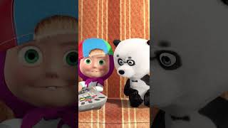 Zase se o něco perou… 🐼👱🏻‍♀️ Shorts mášaamedvěd Televarieté MashaBearCze mashaandthebear [upl. by Hcirteid]