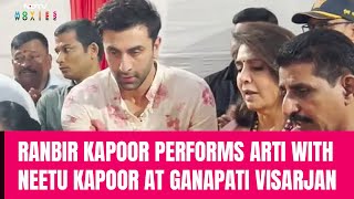 Ranbir Kapoor News  Ranbir Kapoor Performs Arti With Mother Neetu Kapoor At Ganapati Visarjan [upl. by Ttelrahc177]