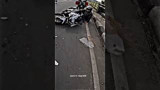 Motovlog ini niat nolongin yang crash malah teman nya ikutan crash motovlog zx25r [upl. by Aicirtap]