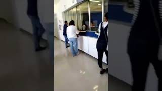 Cajera de Bancomer poner a Cuenta habiente para ser asaltada por 90000  Junio 2018 [upl. by Naara997]