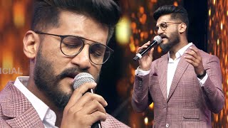 Vijay Yesudas Heartmelting Performance Makes You Fall In Love [upl. by Rovner]