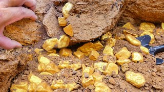 Amazing Today we found a value gold treasure under Rock Mountain Digging expert man treasure [upl. by Soren202]