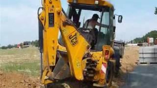 Backhoe Loader JCB 2CX Streetmaster Part3 [upl. by Tyoh650]