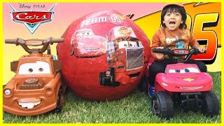 Disney Cars Toys GIANT EGG SURPRISE OPENING Lightning McQueen [upl. by Franza504]