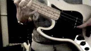 Bass Pinch Harmonics False Harmonics Jaco Style [upl. by Nojed]