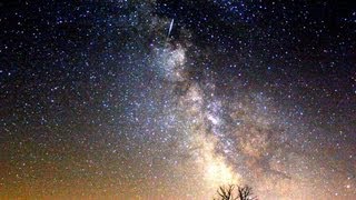 Perseidák Time lapse The Perseid meteor shower [upl. by Yank]