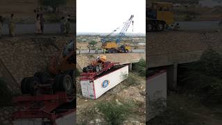 Crean Truck With Crash Truck Balochistan Highway truck truckdriver [upl. by Deryl]