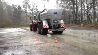 Fahrsicherheitstraining 2013  Fendt Vollbremsung auf nasser Fahrbahn [upl. by Cati]