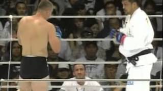 25 Hidehiko Yoshida vs Mirko Cro Cop Filipovic PRIDE Critical Countdown Absolute 01 07 2006 [upl. by Theurich711]