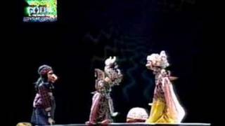 BUDAK BUNCIR  WAYANG GOLEK  1  04 [upl. by Nahshunn]