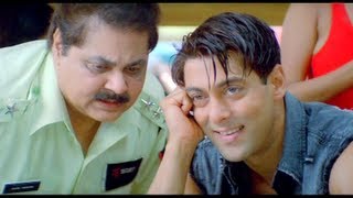 Mujhse Shaadi Karogi  Salman Khan  Sameer Punishes Surya Prakash [upl. by Ynamreg101]