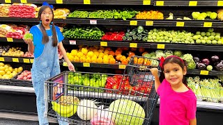 Wendy and Ellie Go Grocery Shopping  Kids Learn Healthy Food Choices [upl. by Nuncia899]