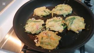 Korean Pancake or Pajeon JonalynVisaya koreanfood asmr easyrecipe simplecooking [upl. by Htebasile]