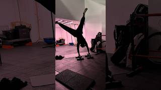 Unassisted One Arm Handstand Training [upl. by Uriia]