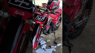 Pasang decal stiker crf 150 bor up [upl. by Ellimac]