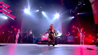 Rihanna  Russian Roulette Live Nokia HD [upl. by Akira]