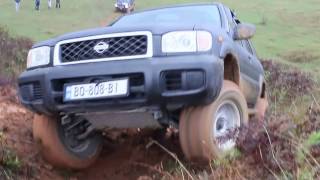 Nissan Pathfinder R50 and Mitsubishi Pajero mini 4X4 offroad [upl. by Valda]