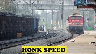 Lallaguda WAP4 Yesvantpur Howrah Scream Speed Nidubrolu [upl. by Ahtiek]